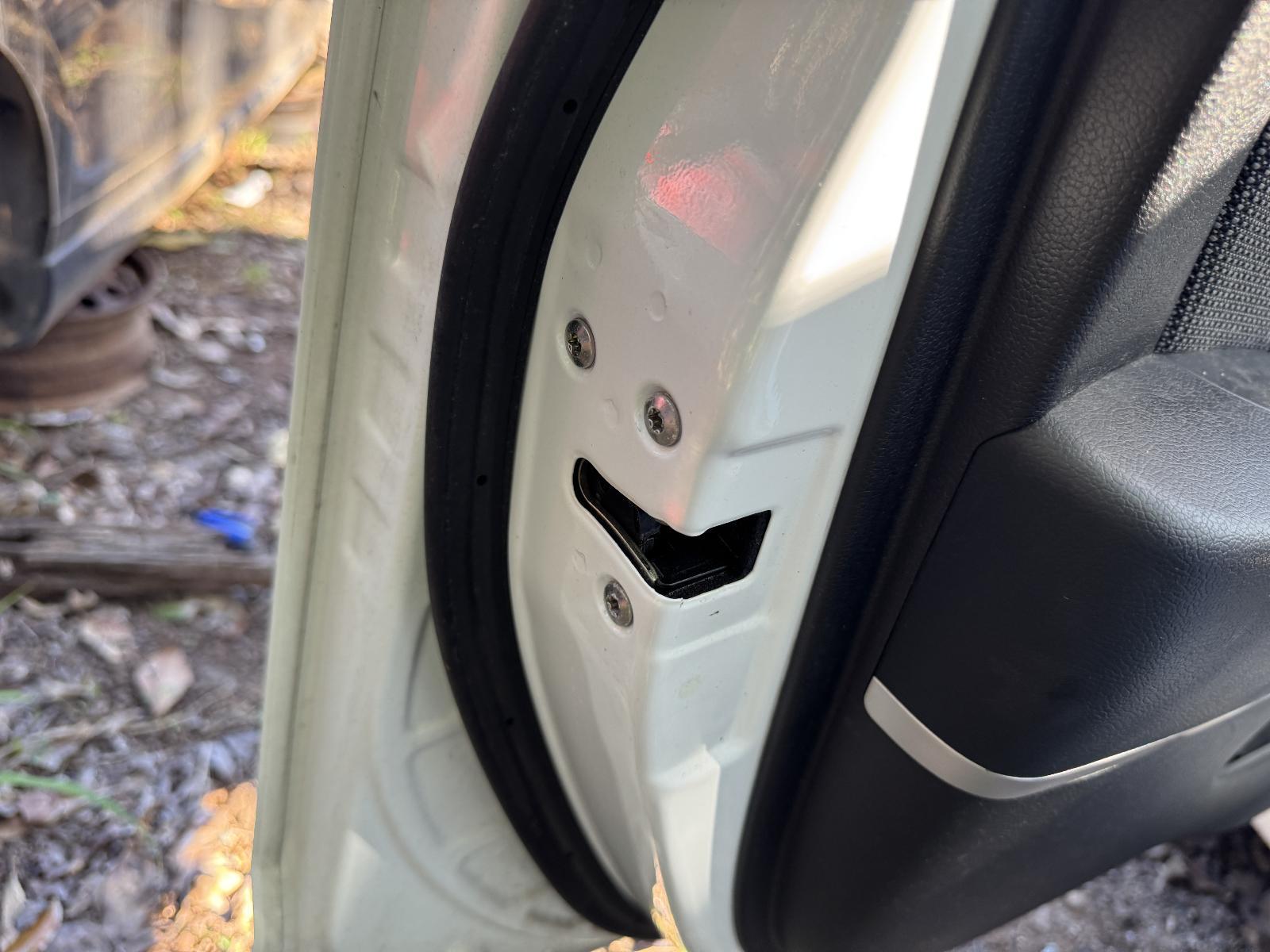 View Auto part Door/Boot/Gate Lock HYUNDAI ACCENT 2014