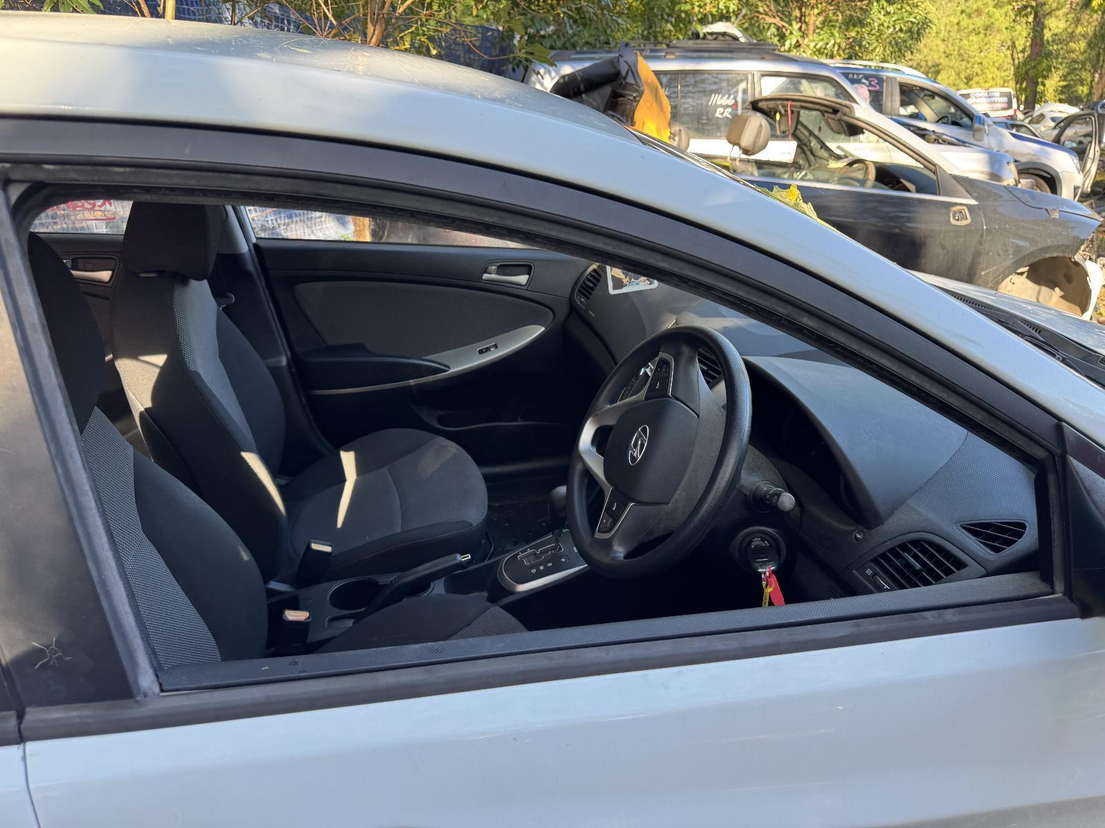 View Auto part Right Front Door Window HYUNDAI ACCENT 2014