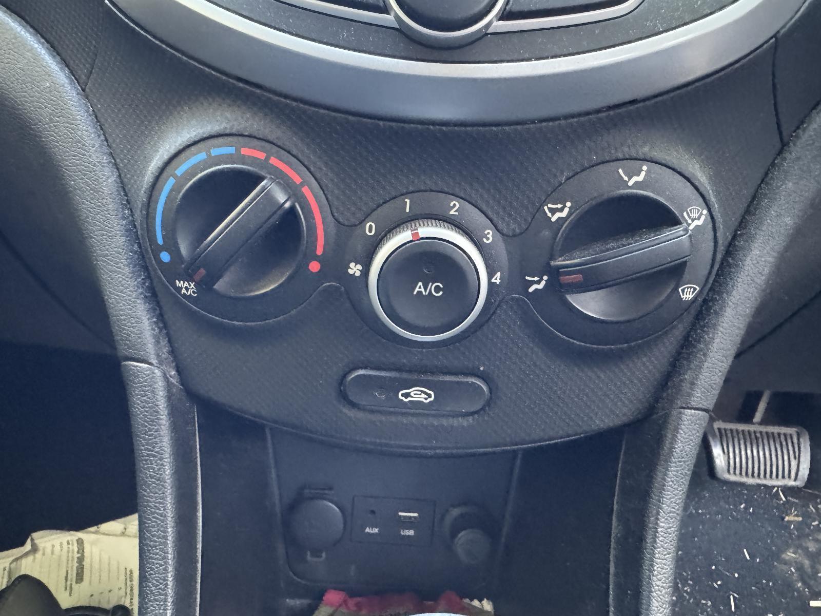 View Auto part Heater/Ac Controls HYUNDAI ACCENT 2014