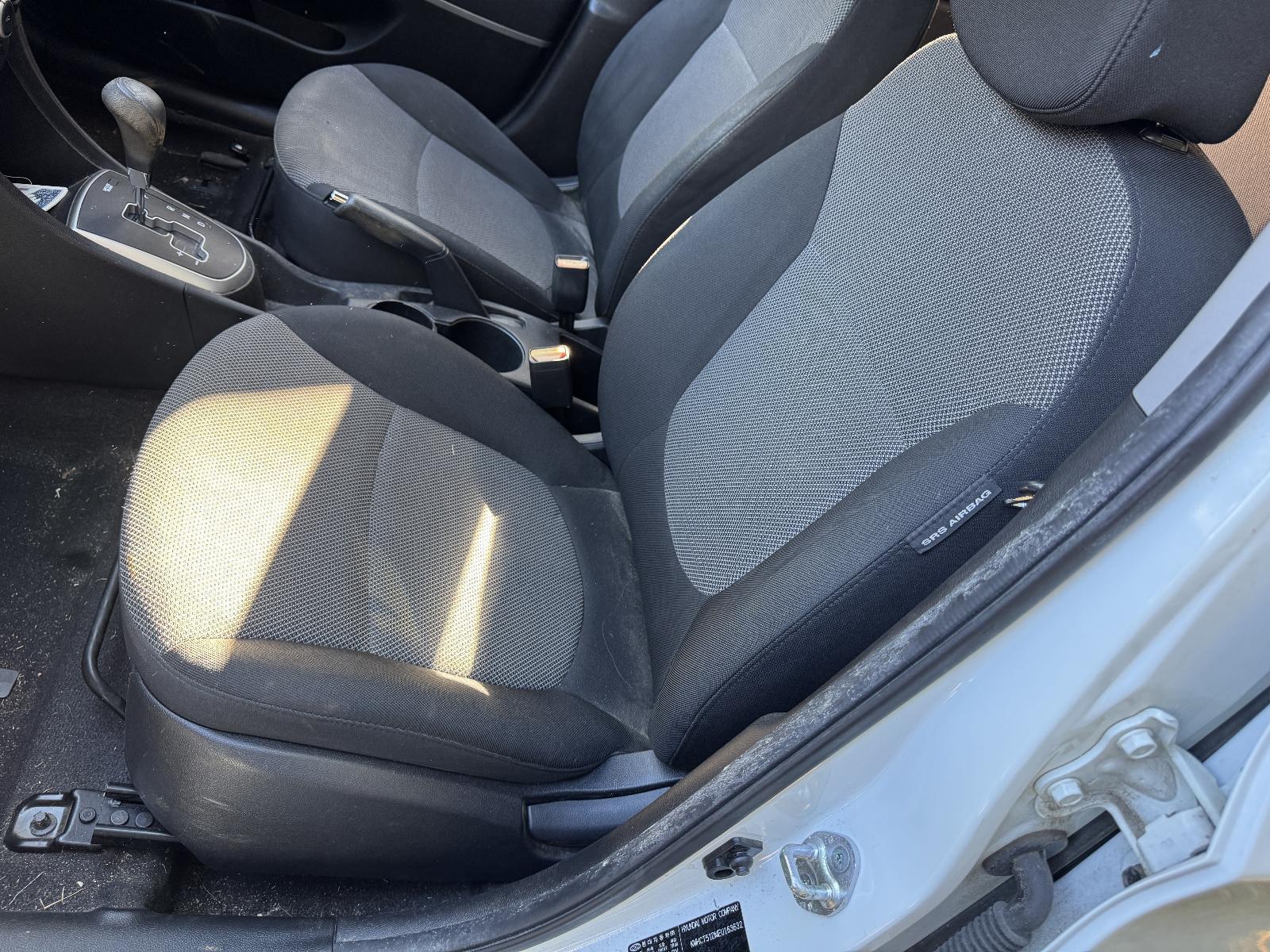 View Auto part Front Seat HYUNDAI ACCENT 2014
