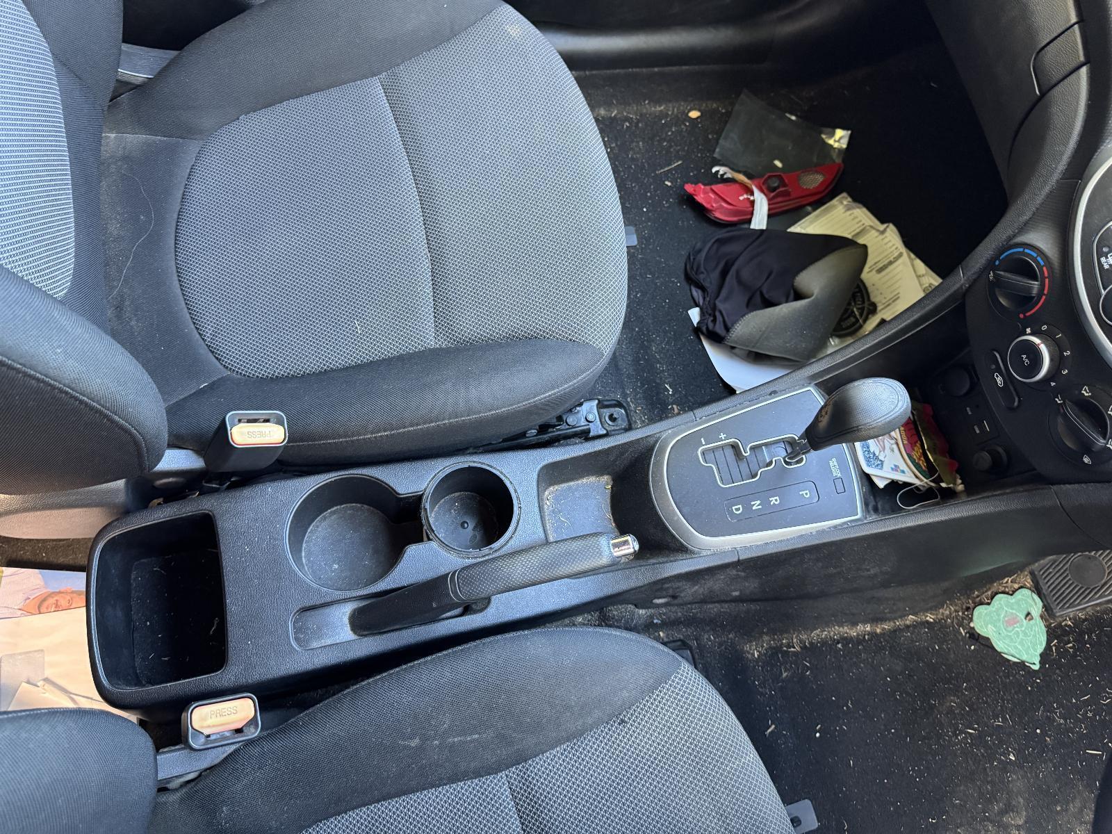 View Auto part Console HYUNDAI ACCENT 2014