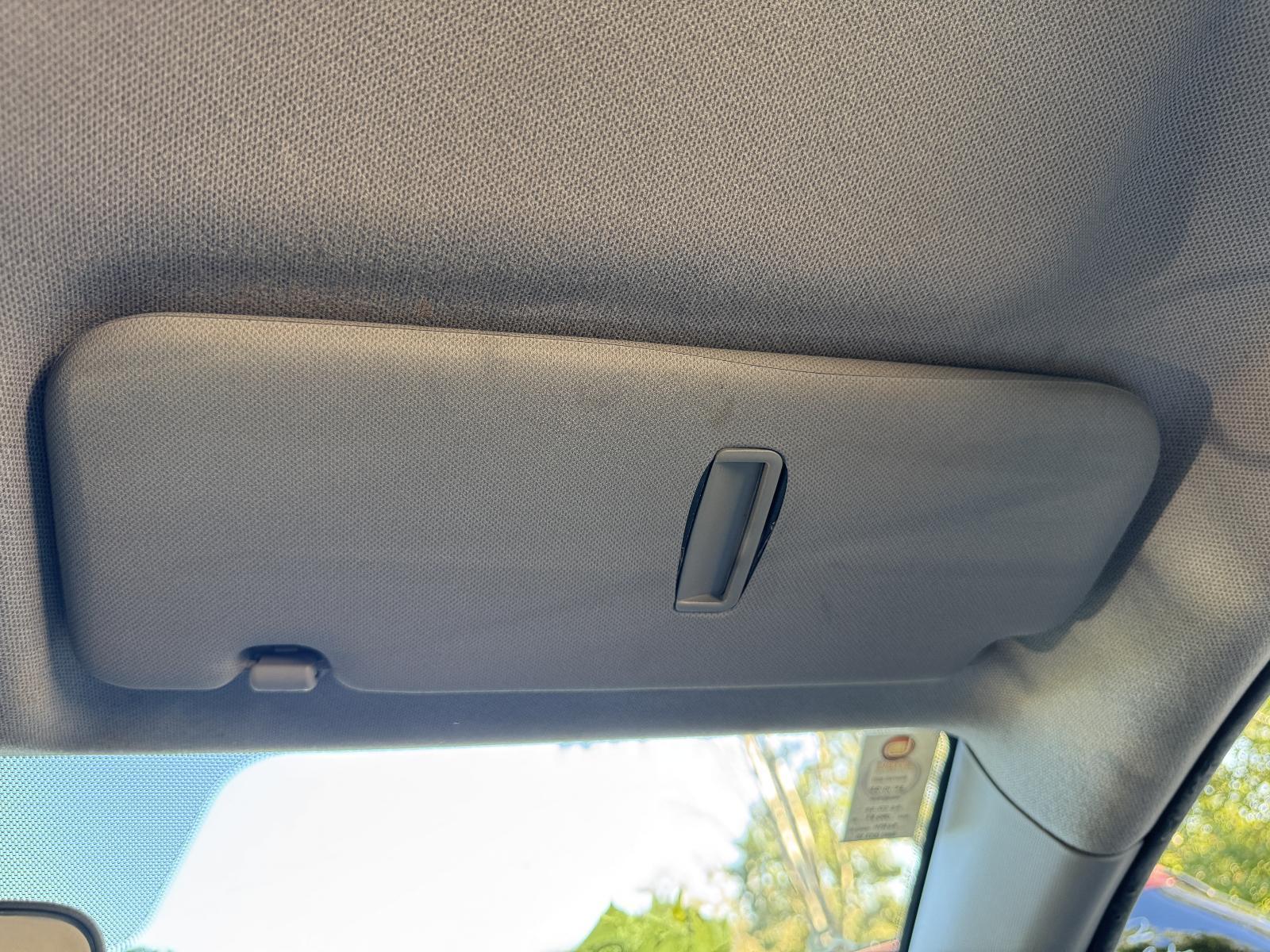 View Auto part Sunvisor HYUNDAI ACCENT 2014