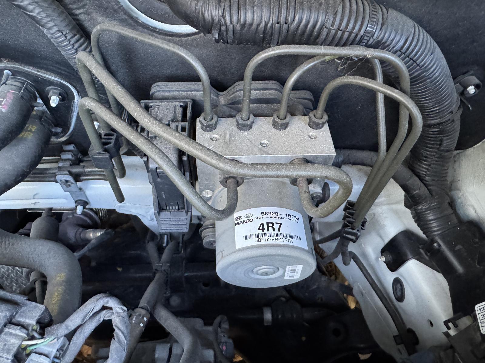 View Auto part Abs Pump/Modulator HYUNDAI ACCENT 2014