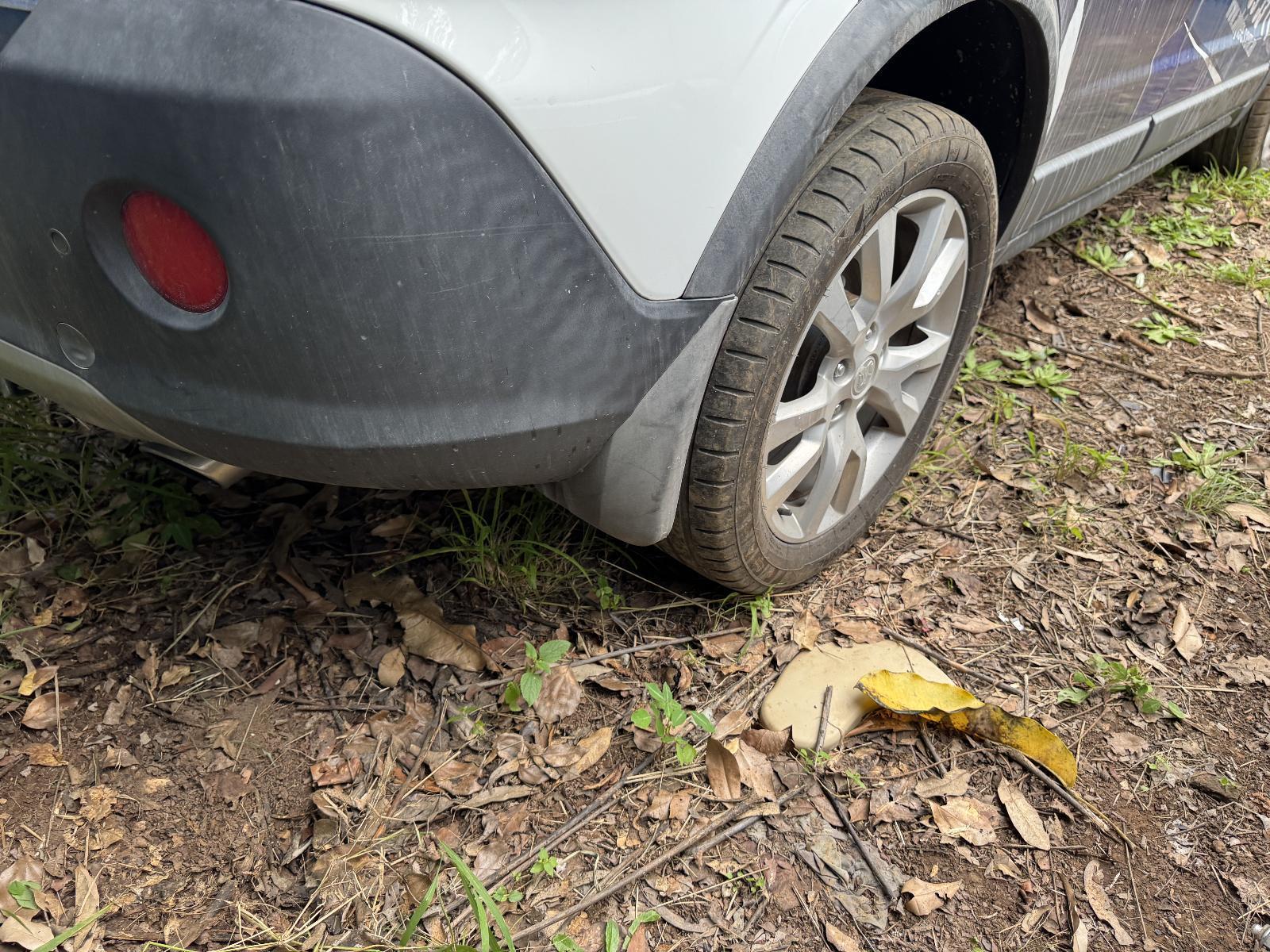 View Auto part Mud Flaps HOLDEN CAPTIVA 2013