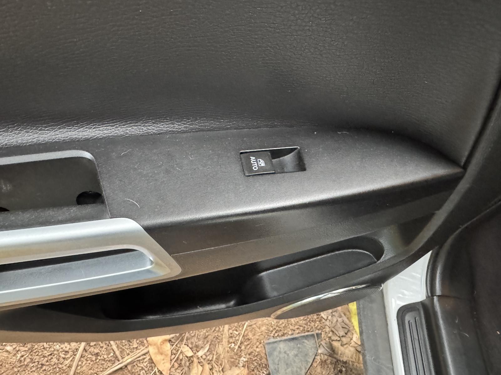 View Auto part Pwr Dr Wind Switch HOLDEN CAPTIVA 2013