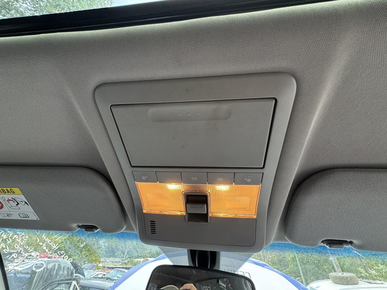 View Auto part Courtesy Light HOLDEN CAPTIVA 2013