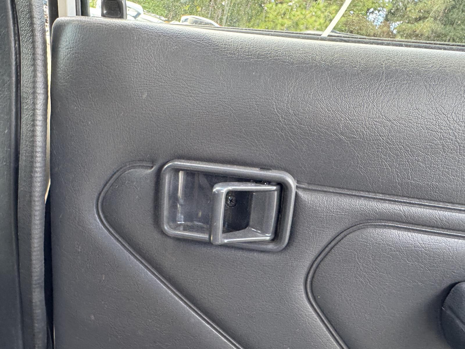 View Auto part Door Handle FORD COURIER 1997
