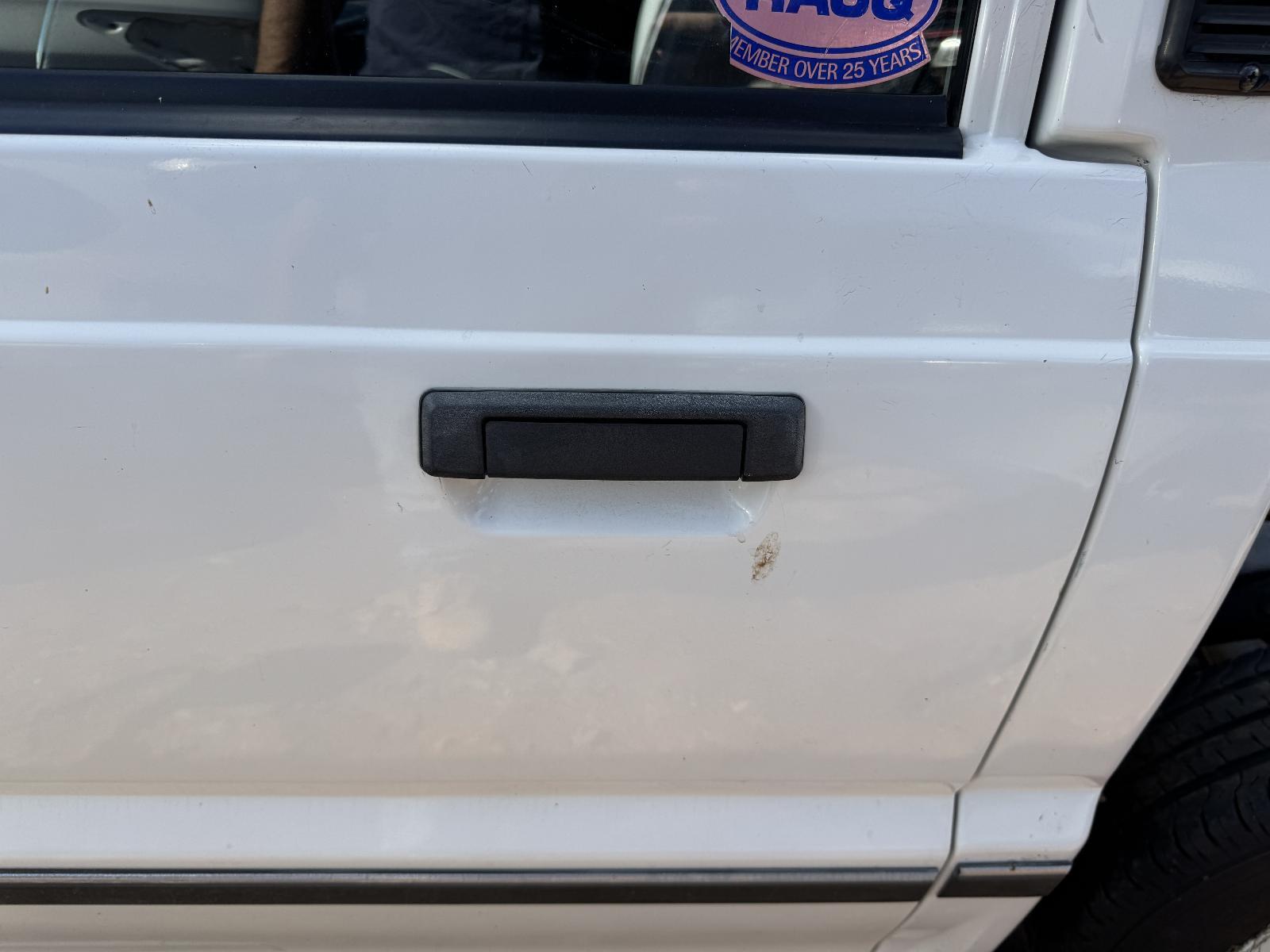 View Auto part Door Handle FORD COURIER 1997
