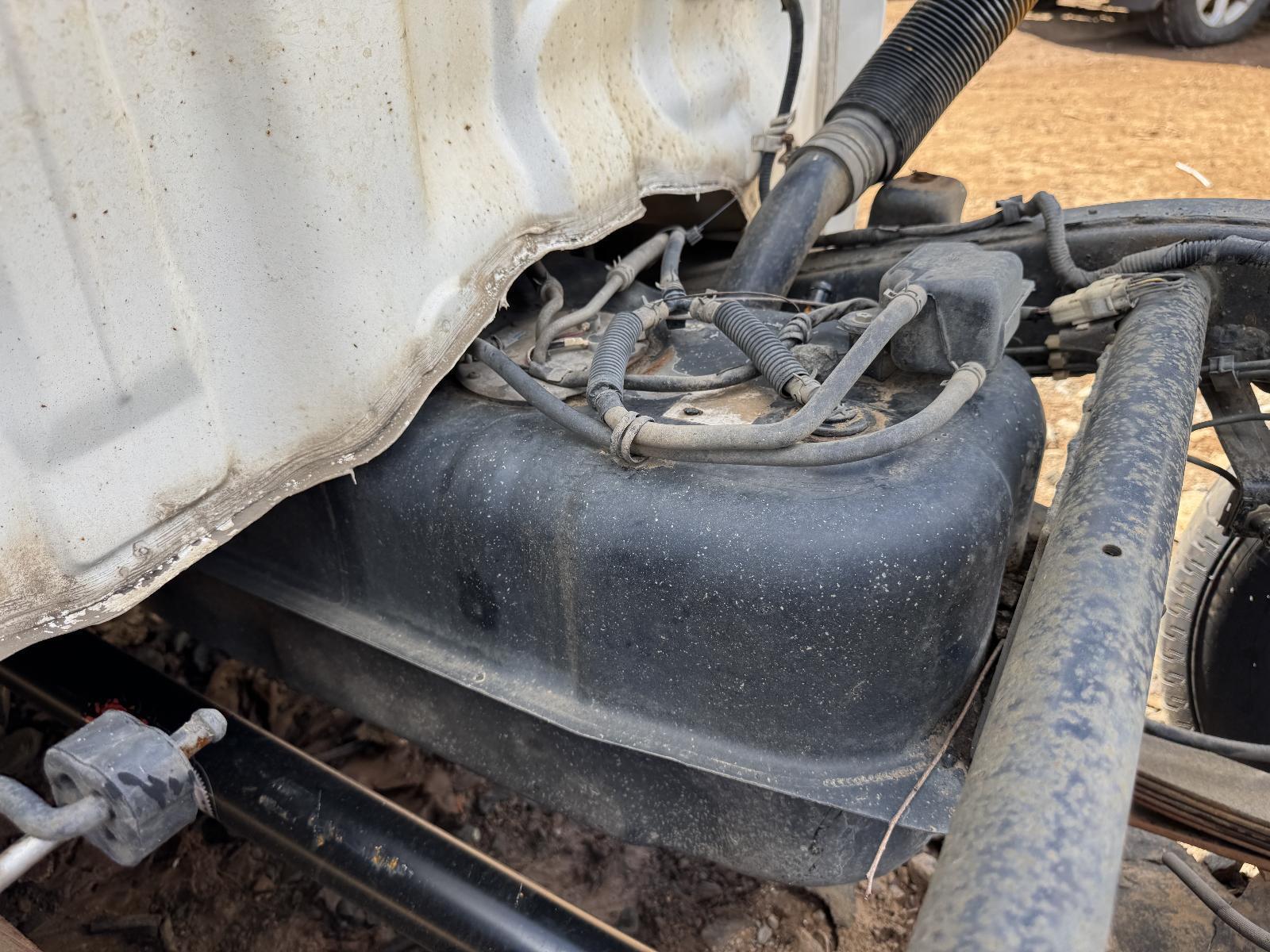 View Auto part Fuel Tank FORD COURIER 1997