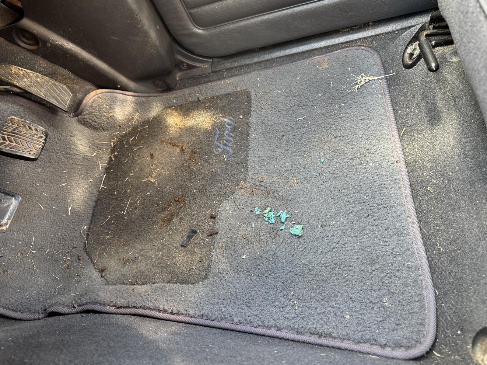 View Auto part Floor Mats FORD COURIER 1997