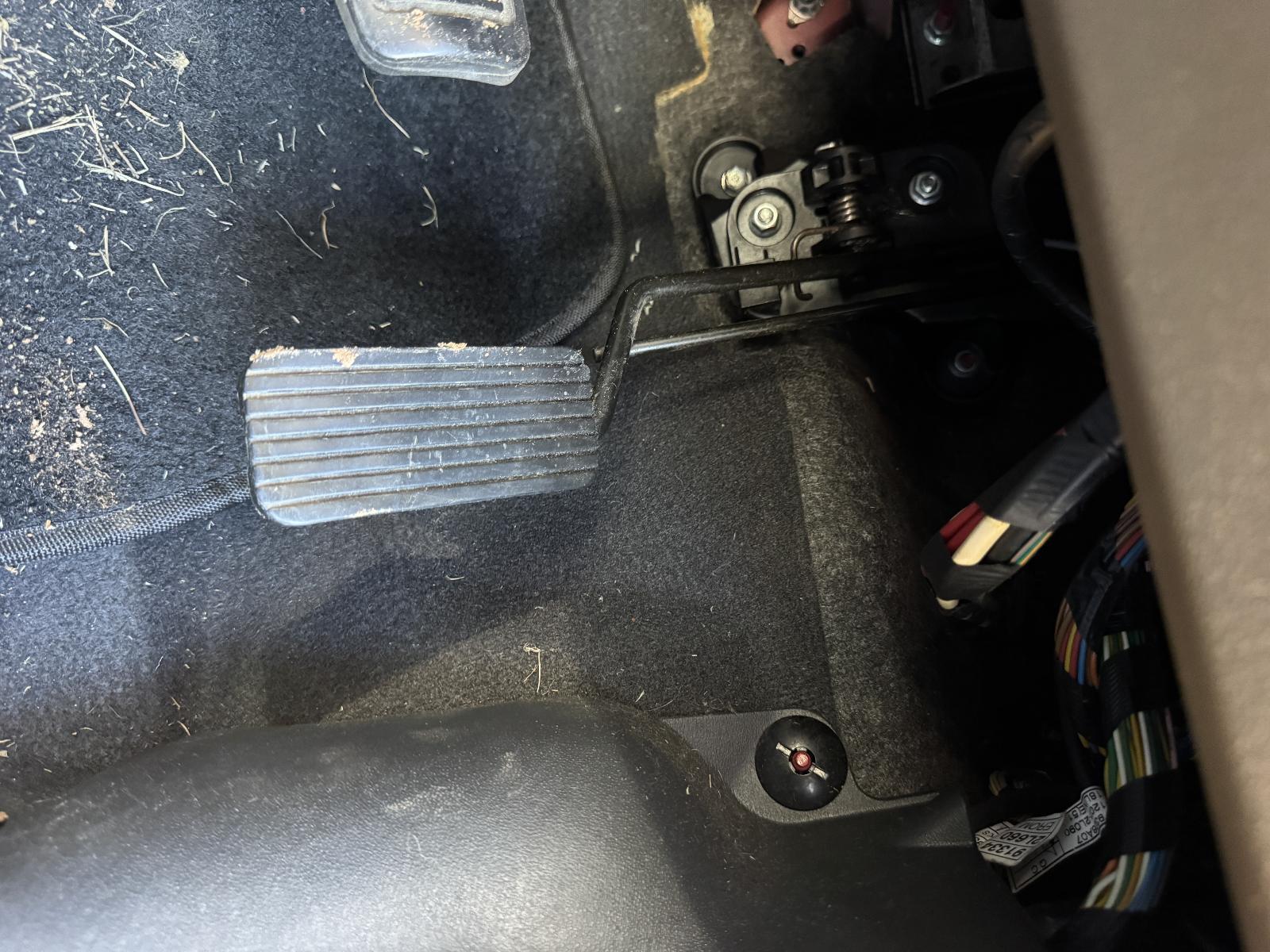 View Auto part Pedal Assembly HYUNDAI I30 2009