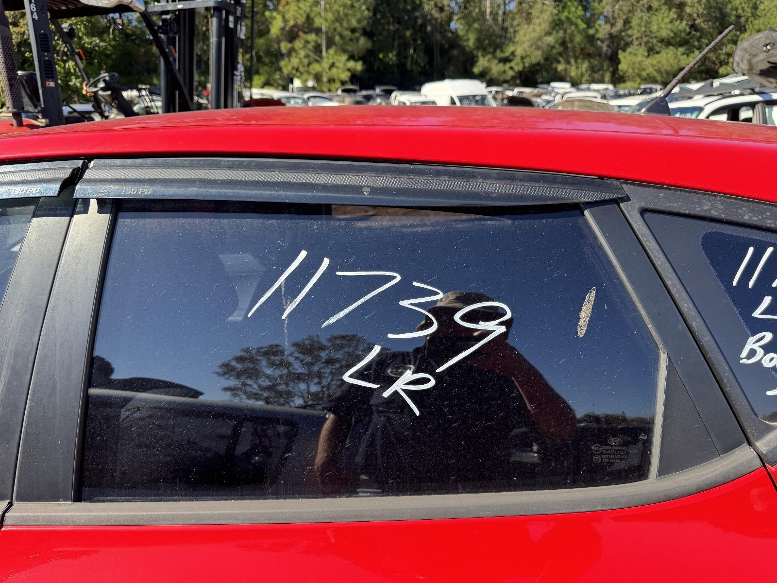 View Auto part Left Rear Door Window HYUNDAI I30 2009
