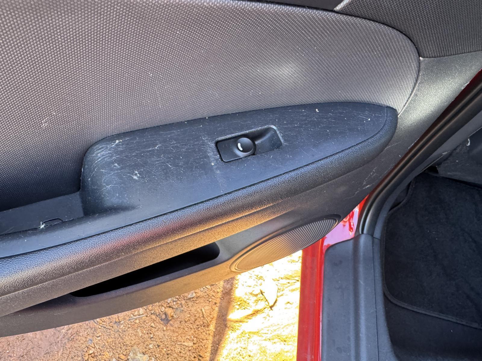 View Auto part Pwr Dr Wind Switch HYUNDAI I30 2009