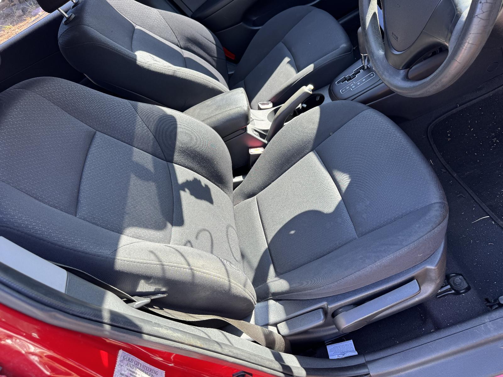 View Auto part Front Seat HYUNDAI I30 2009