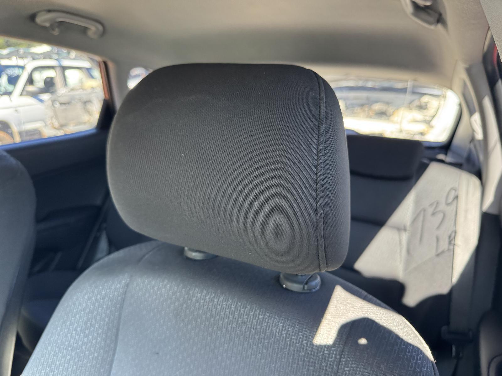 View Auto part Headrest HYUNDAI I30 2009