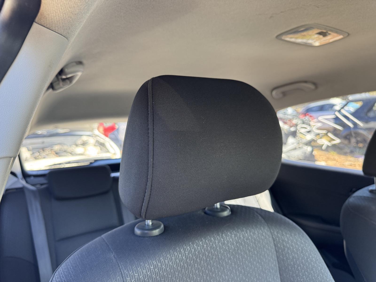 View Auto part Headrest HYUNDAI I30 2009