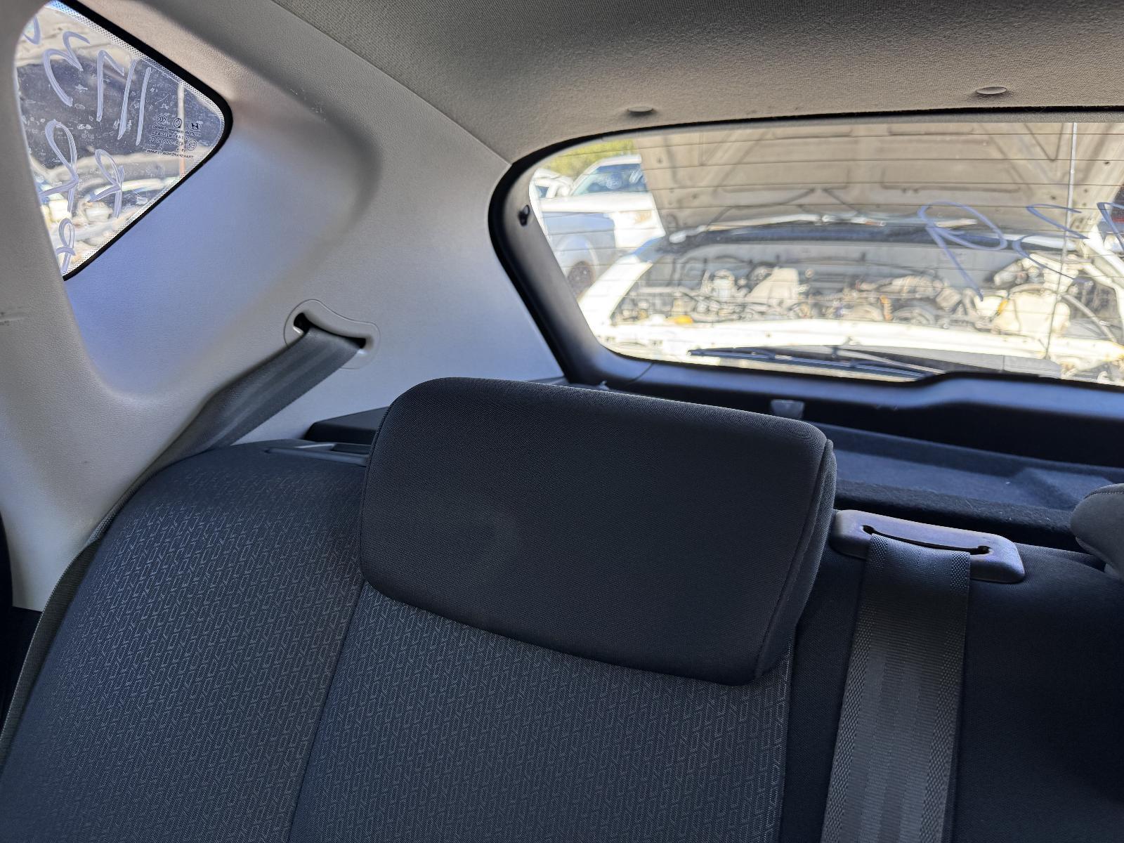 View Auto part Headrest HYUNDAI I30 2009