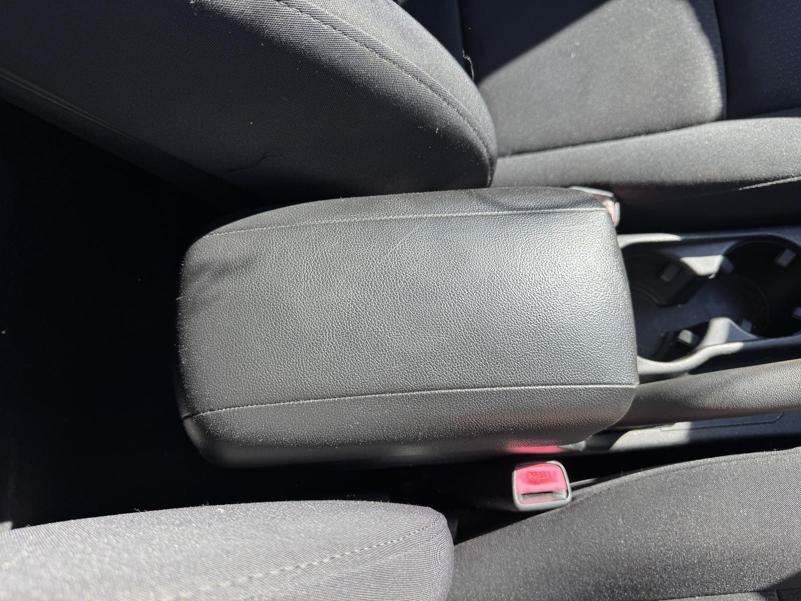 View Auto part Console HYUNDAI I30 2009