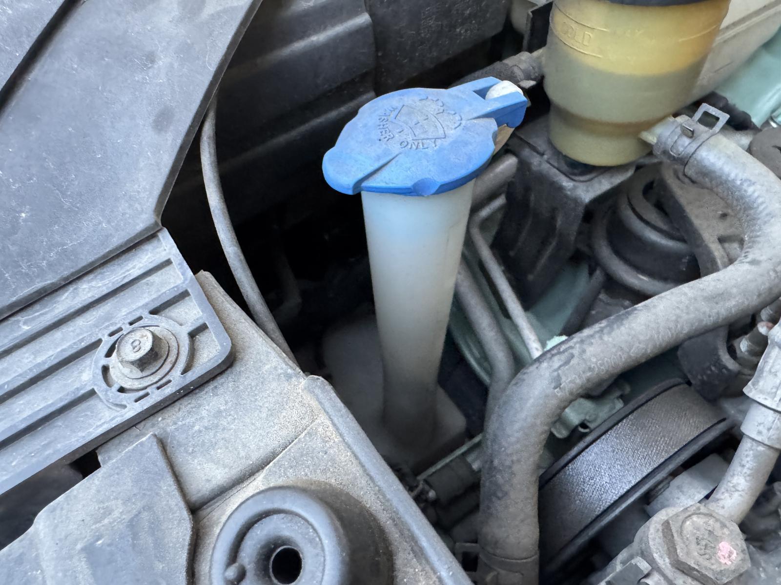 View Auto part Washer Bottle HYUNDAI IX35 2010