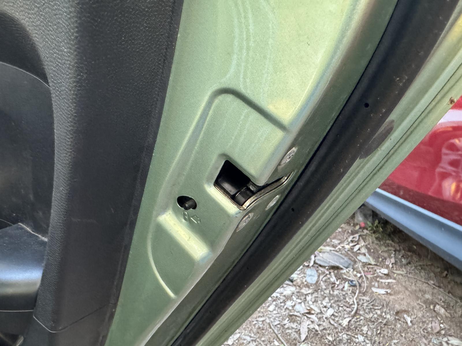 View Auto part Door/Boot/Gate Lock HYUNDAI IX35 2010