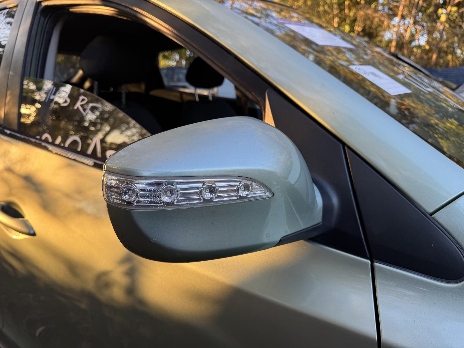 View Auto part Right Door Mirror HYUNDAI IX35 2010
