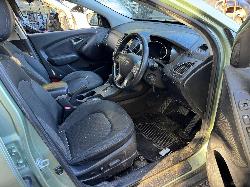 View Auto part Engine HYUNDAI IX35 2010