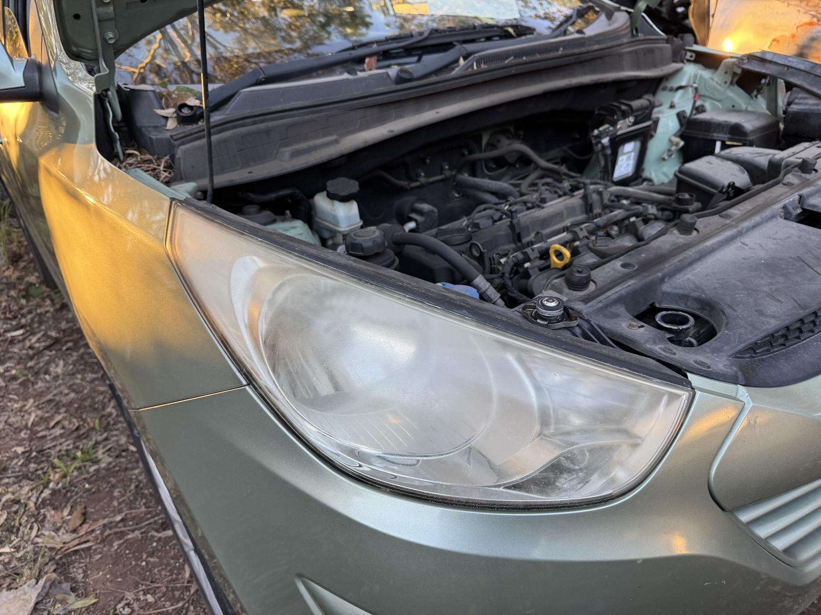 View Auto part Right Headlamp HYUNDAI IX35 2010