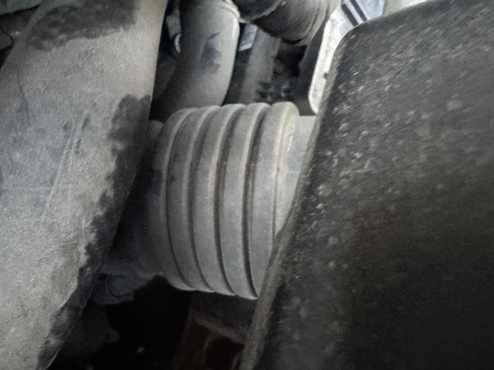 View Auto part Air Cleaner Duct/Hos HYUNDAI IX35 2010