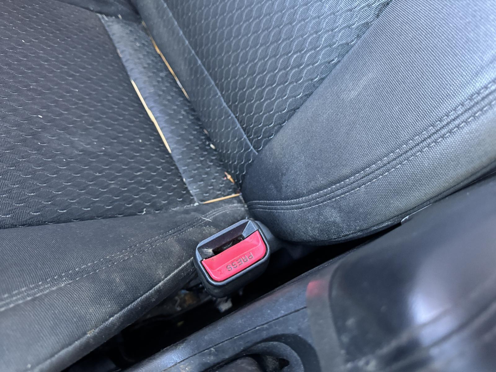 View Auto part Seatbelt/Stalk HYUNDAI IX35 2010