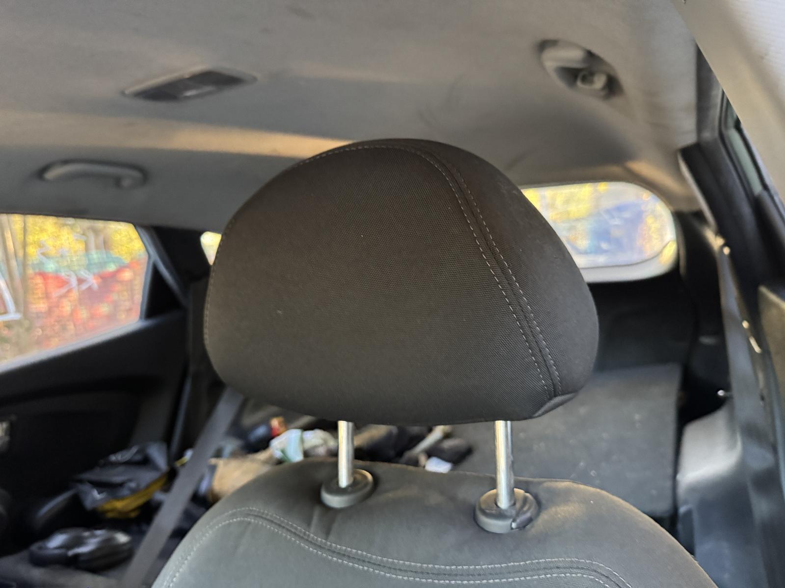 View Auto part Headrest HYUNDAI IX35 2010