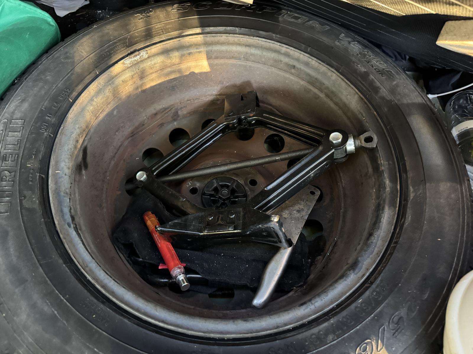 View Auto part Wheel Standard/Steel HYUNDAI IX35 2010