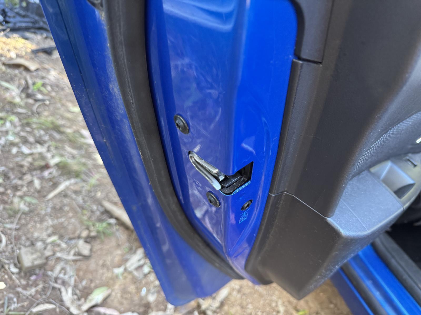 View Auto part Door/Boot/Gate Lock HOLDEN CRUZE 2011