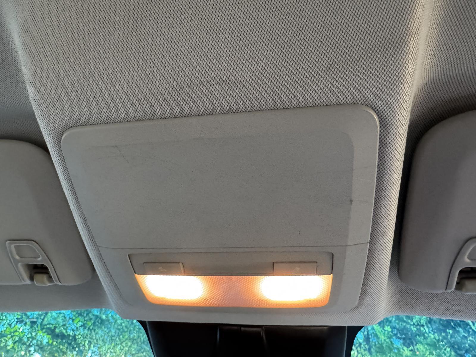 View Auto part Courtesy Light HOLDEN CRUZE 2011