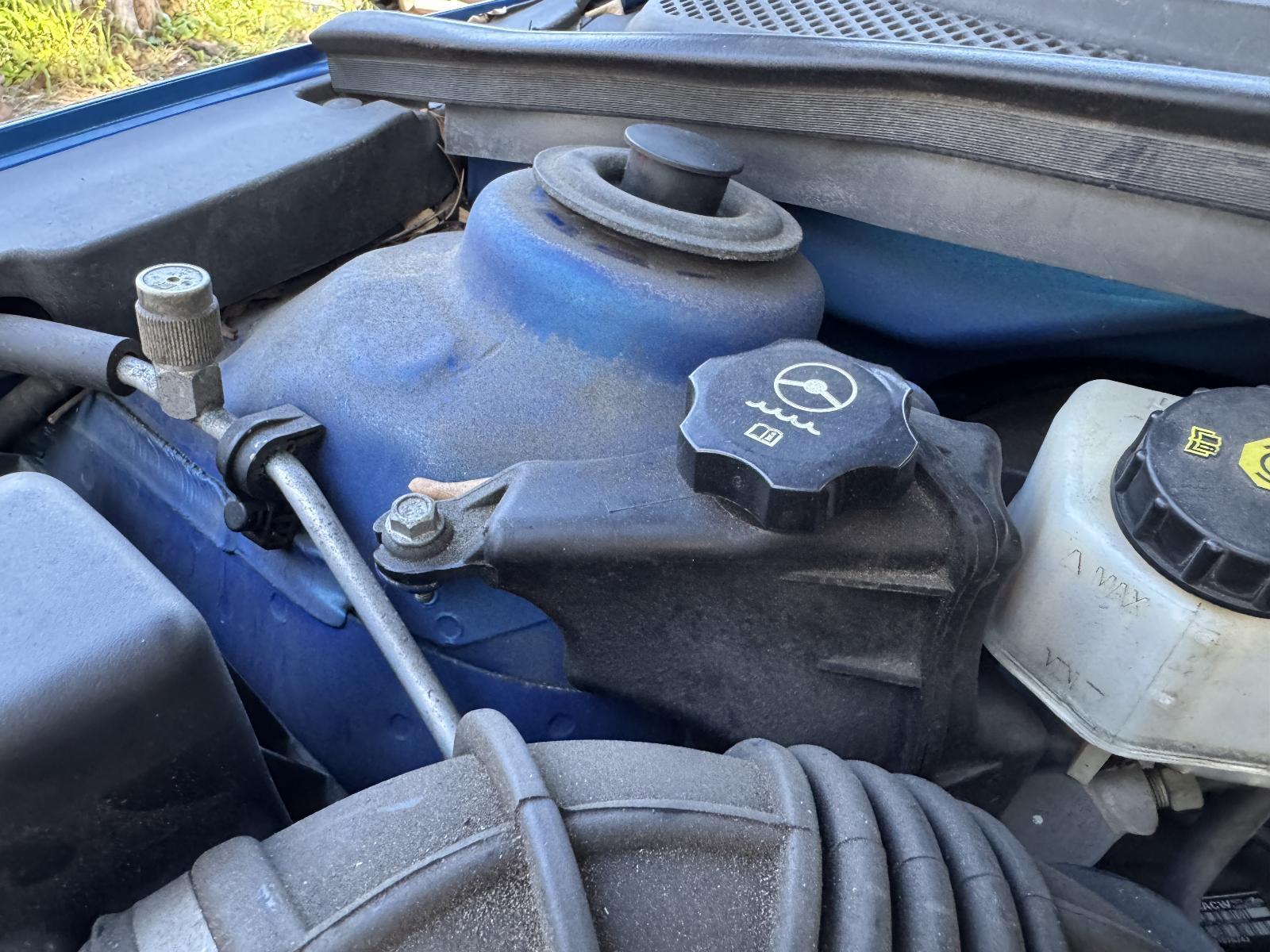 View Auto part P/S Reservoir HOLDEN CRUZE 2011