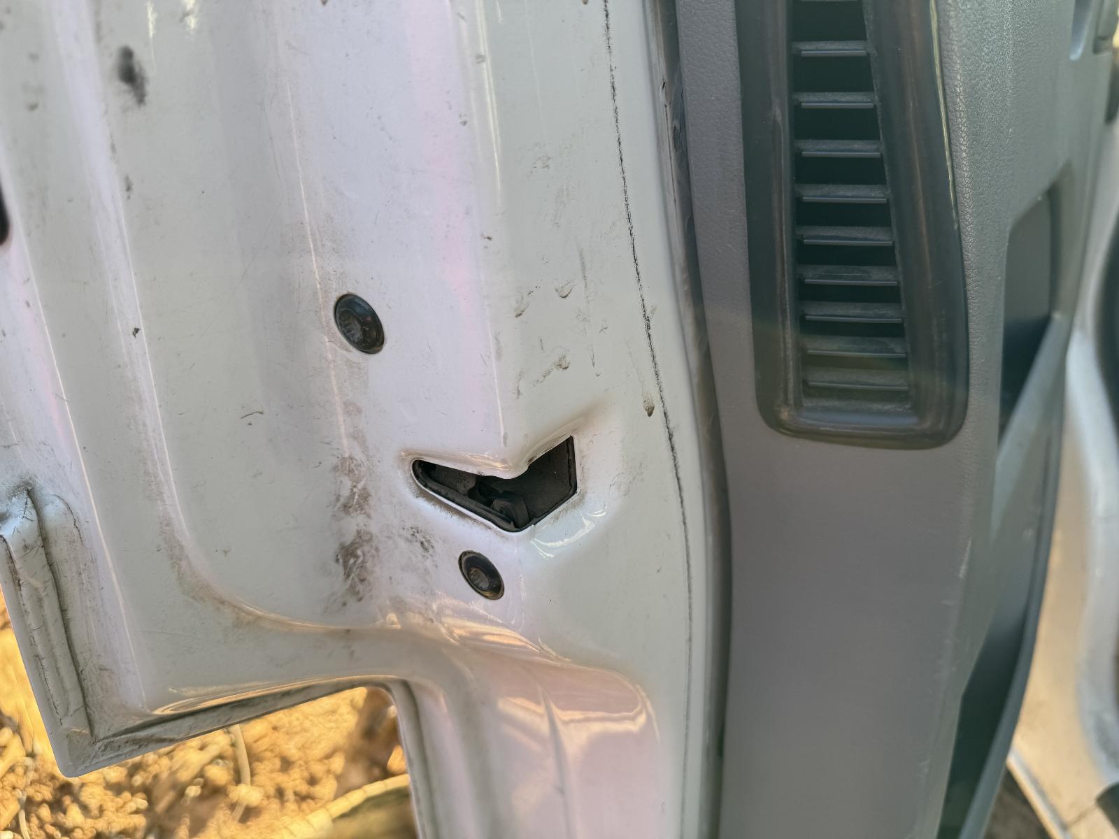 View Auto part Door/Boot/Gate Lock VOLKSWAGEN TRANSPORTER 2006
