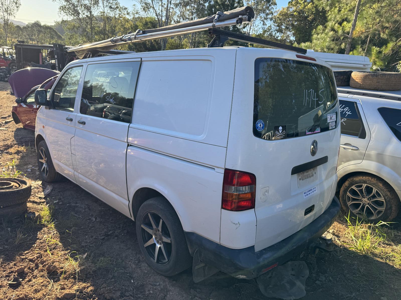 View Auto part Engine VOLKSWAGEN TRANSPORTER 2006