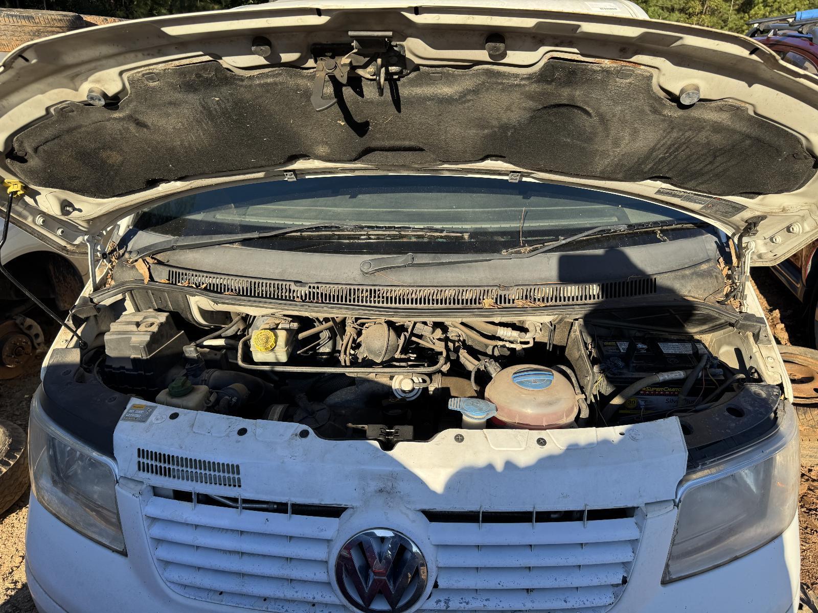 View Auto part Engine VOLKSWAGEN TRANSPORTER 2006