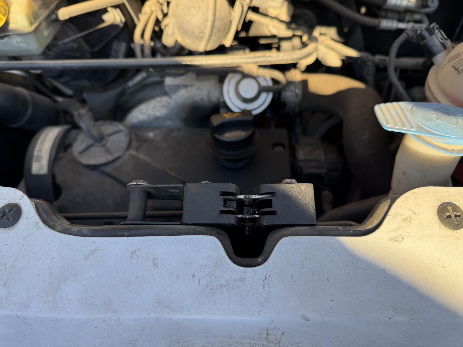 View Auto part Bonnet Lock/Support VOLKSWAGEN TRANSPORTER 2006