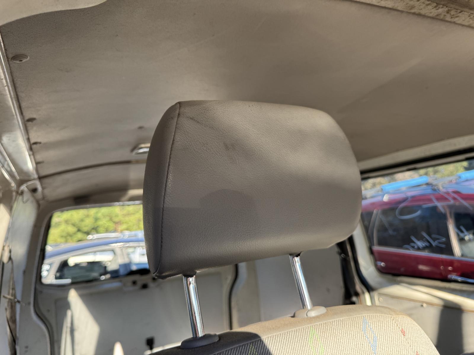 View Auto part Headrest VOLKSWAGEN TRANSPORTER 2006