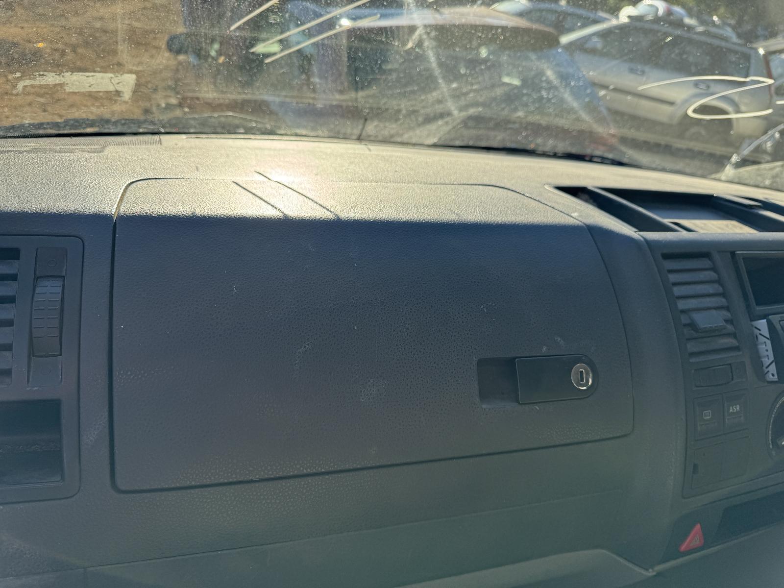 View Auto part Glove Box VOLKSWAGEN TRANSPORTER 2006
