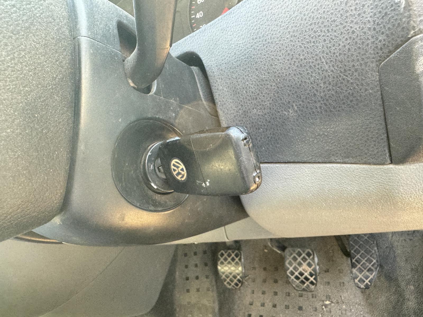View Auto part Ignition W/ Key VOLKSWAGEN TRANSPORTER 2006