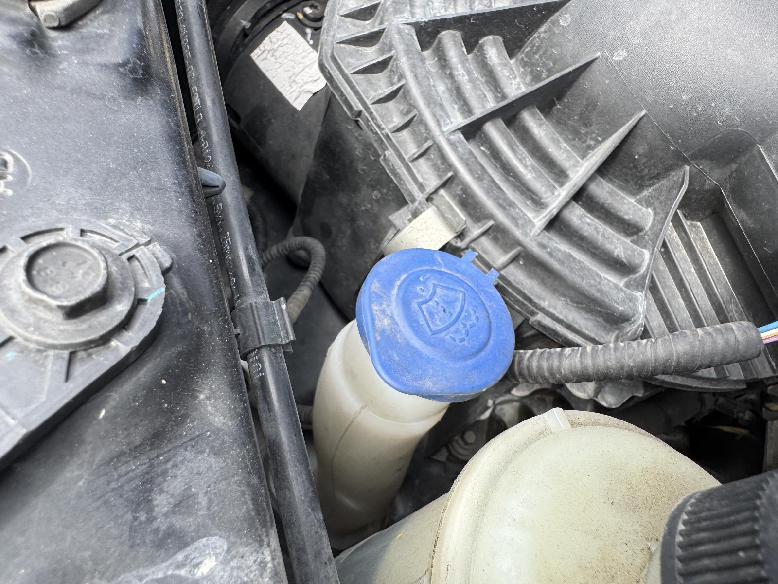 View Auto part Washer Bottle MAZDA BT50 2012