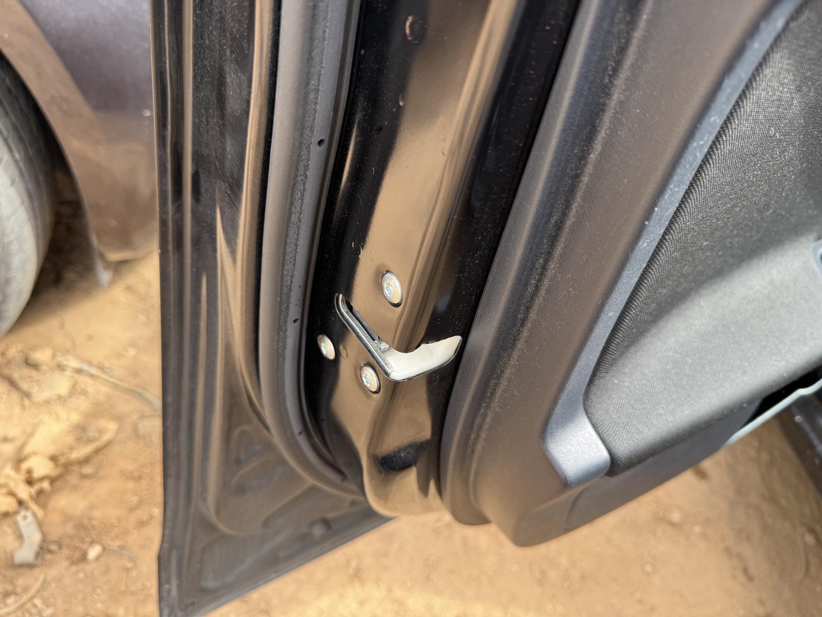 View Auto part Door/Boot/Gate Lock MITSUBISHI LANCER 2010