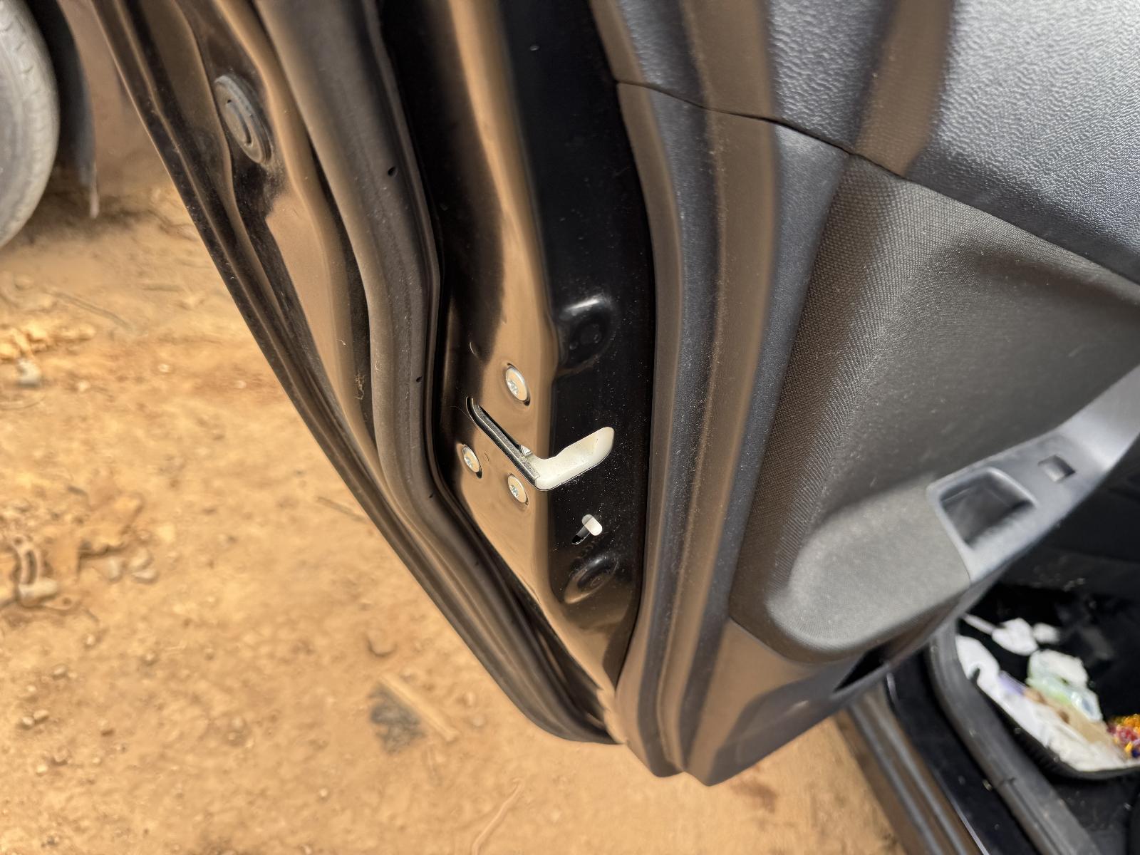 View Auto part Door/Boot/Gate Lock MITSUBISHI LANCER 2010