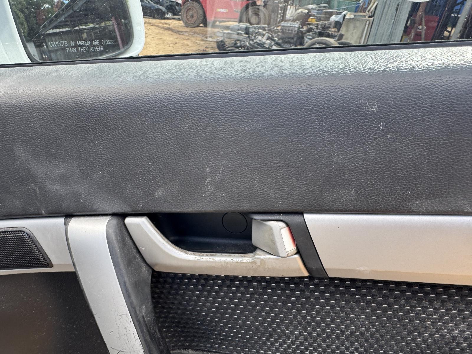 View Auto part Door Handle HOLDEN CAPTIVA 2012