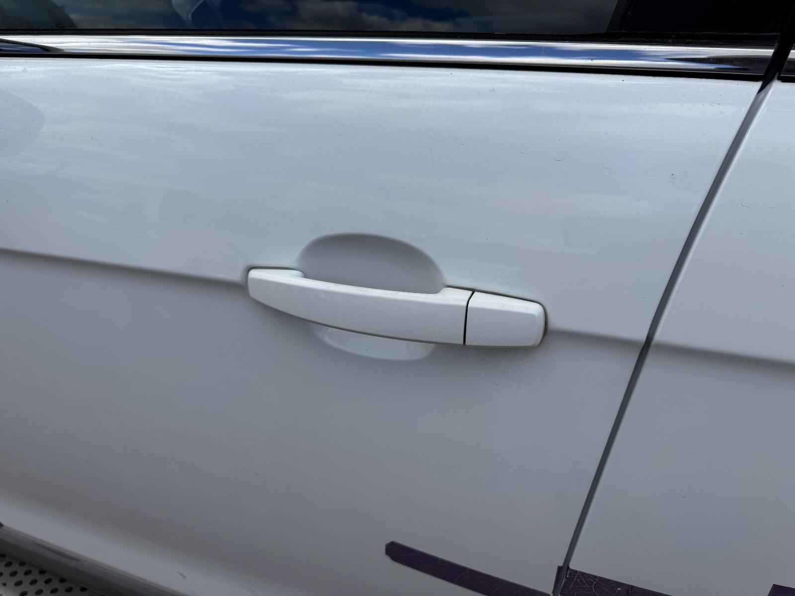 View Auto part Door Handle HOLDEN CAPTIVA 2012
