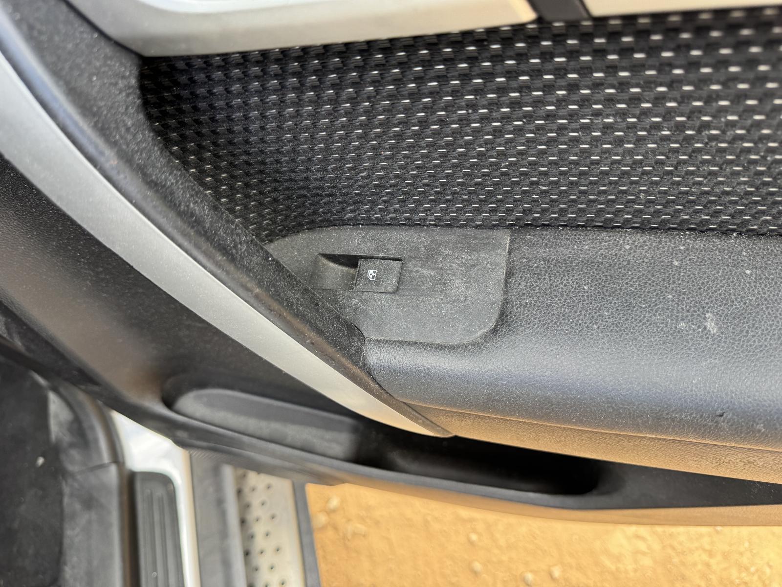 View Auto part Pwr Dr Wind Switch HOLDEN CAPTIVA 2012