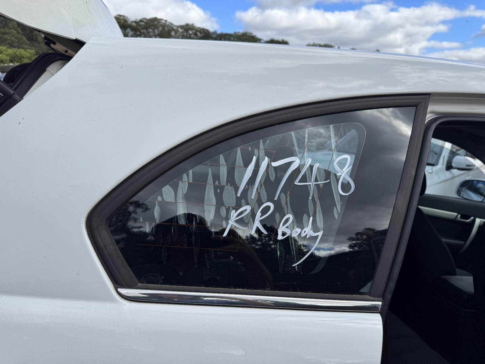 View Auto part Right Rear Side Glass HOLDEN CAPTIVA 2012