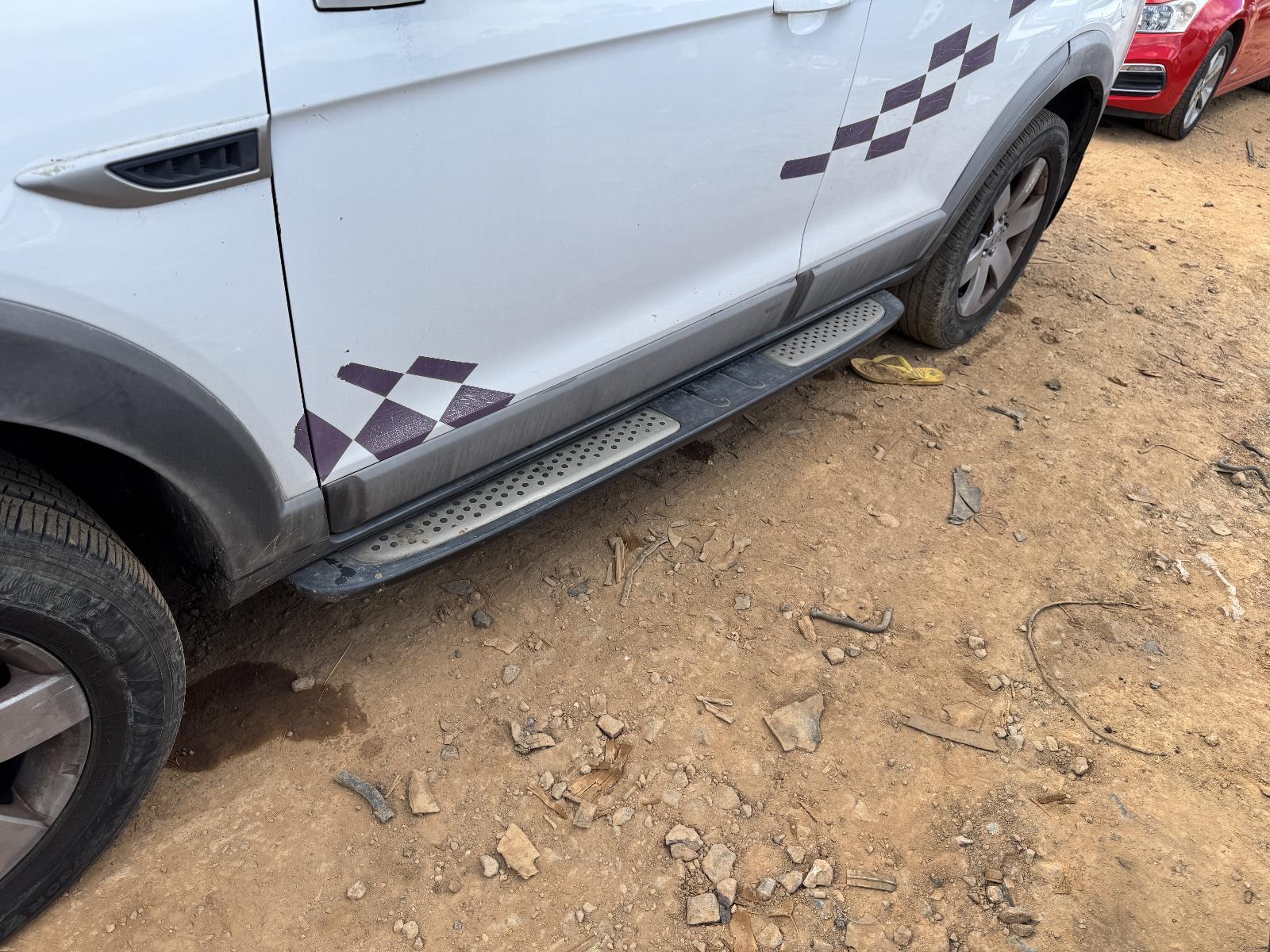View Auto part Side Step/Skirt HOLDEN CAPTIVA 2012