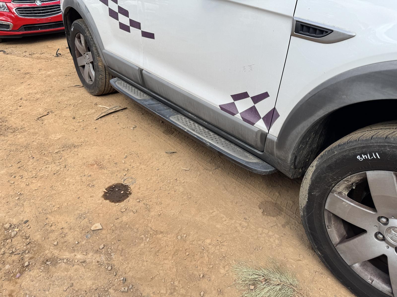 View Auto part Side Step/Skirt HOLDEN CAPTIVA 2012